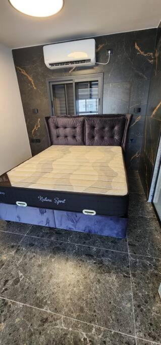 מבנים בים 75 Suites At Sea Haifa Kültér fotó